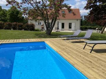 Gîte pour 6 personnes, avec jardin et terrasse dans Allier