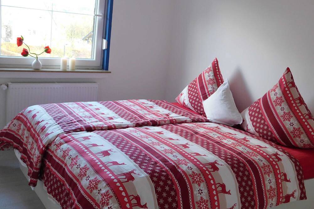 Ganze Wohnung, Appartement Hoheleye 1 - 4 Personen - Gästehaus Astenblick auch für kleine in Langewiese, Winterberg
