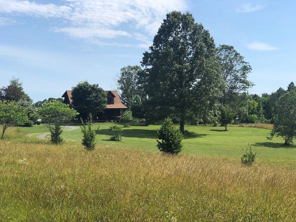 H'Owl auf der Mondfarm in Albemarle County