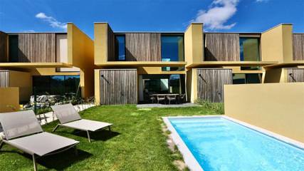 Maison d’hôte pour 6 personnes, avec terrasse ainsi que jardin et piscine à Quarteira
