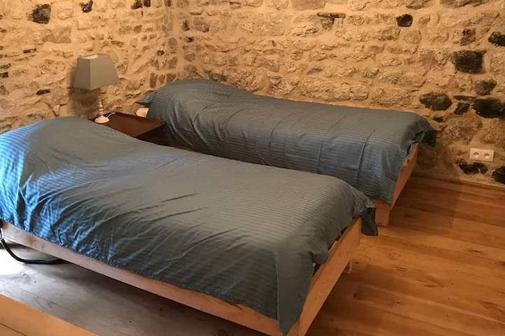 Location de vacances pour 4 personnes, avec jardin et terrasse à Lapeyrouse - 2