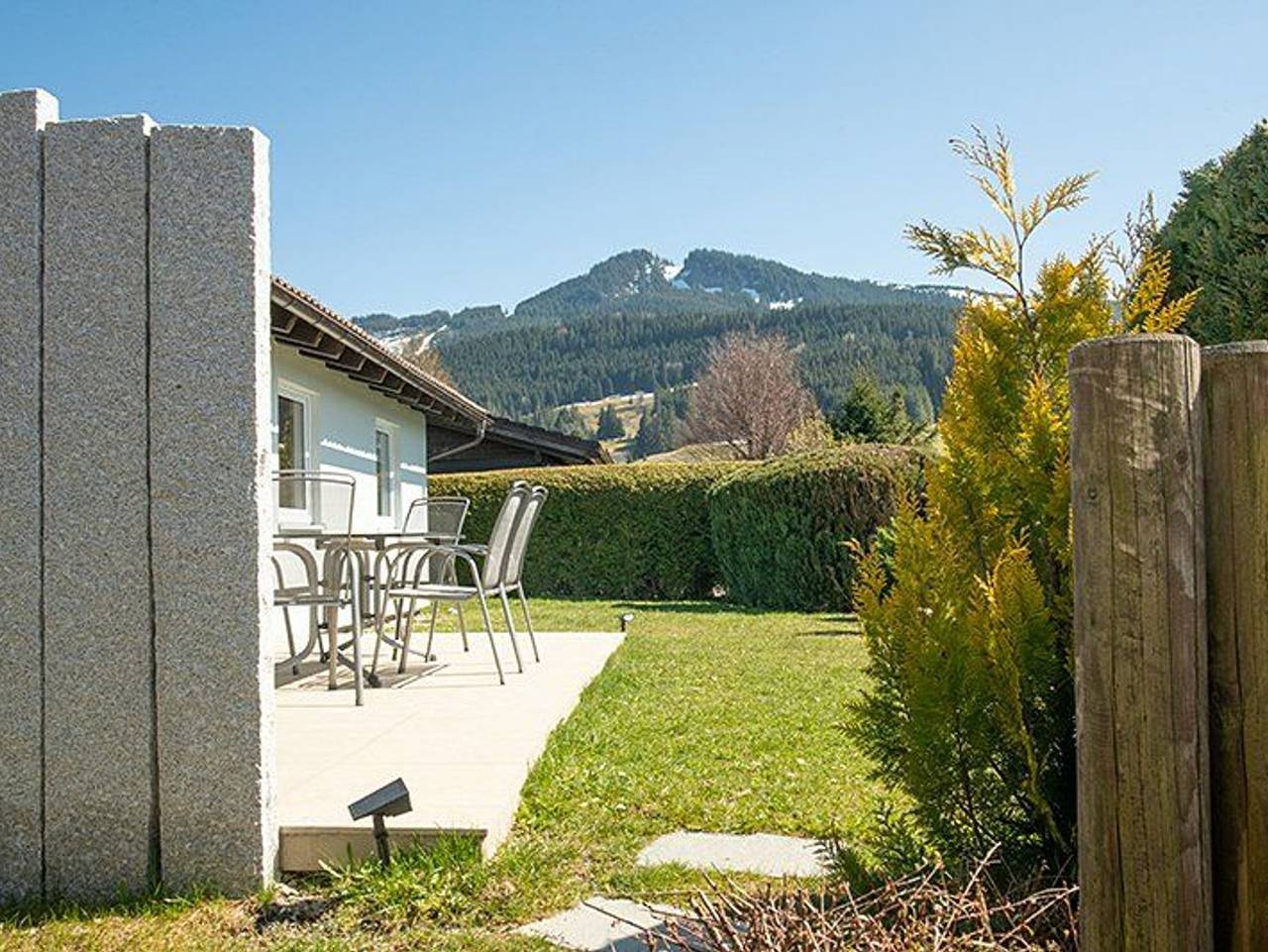Ferienhaus Gamssteige im Feriendorf Reichenbach - Großzügiges Ferienhaus mit Panoramablick, Ht in Nesselwang, Bayerisch Schwaben