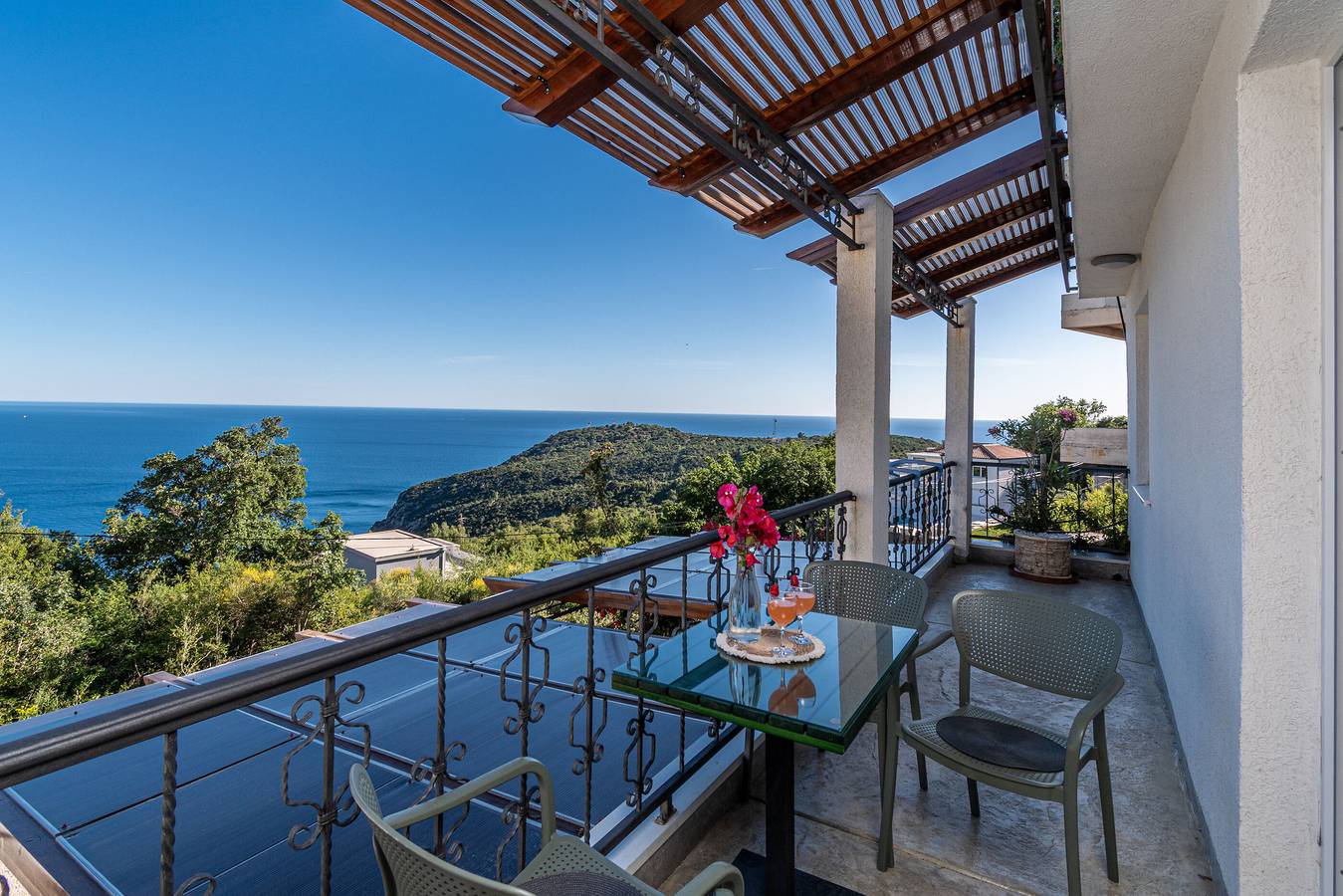 Entire apartment, Apartments Oktopus in Montenegro Coast