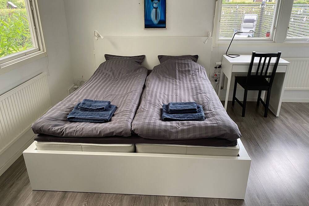 Cozy guesthouse with room for 1-4 guests, pets allowed! in Västeras, Västmanland