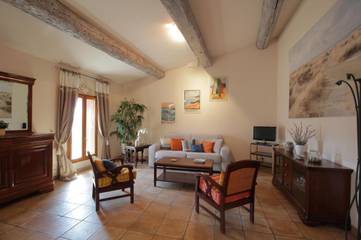 Gîte pour 6 personnes dans Office de Tourisme d'Aigues-Mortes en Terre de Camargue