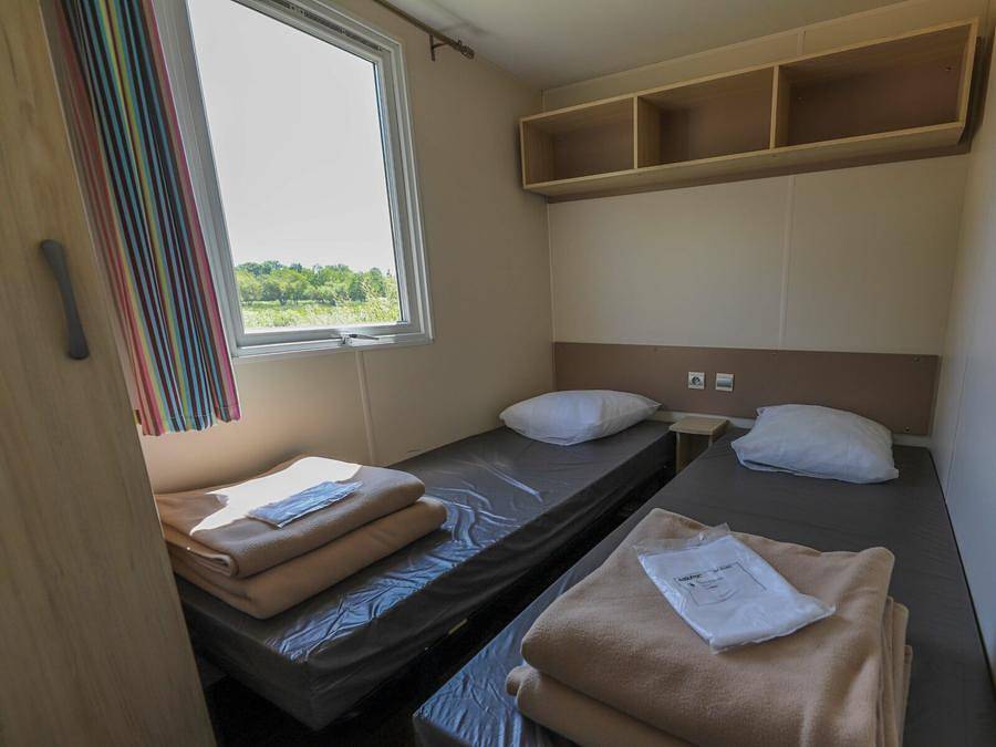 Camping du Moulin de Cantizac - Mobilhome 6 personnes - 2 chambres 4/6 personnes in Séné, Côte des Mégalithes