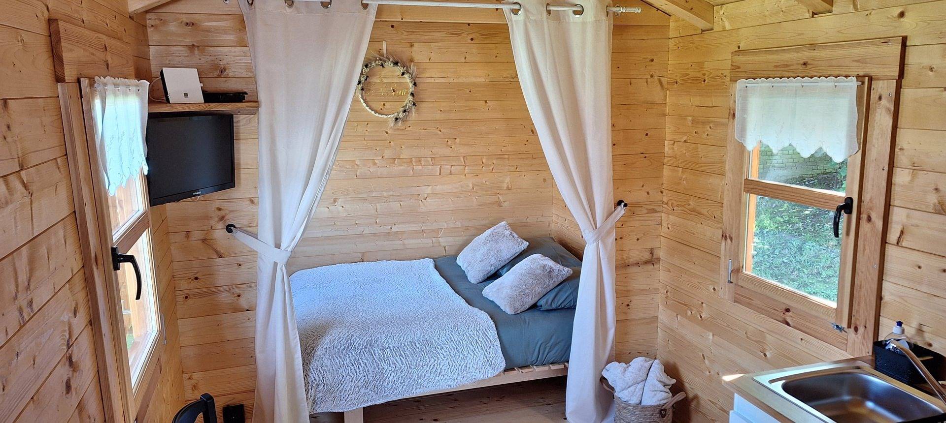 Roulotte la Bohême et son Spa en Baie de Somme in Arrest, Région d'Abbeville