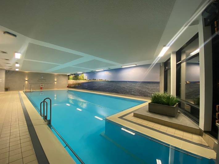 Ganze Wohnung, Stilvolle 2-Zimmer-Wohnung mit Meerblick, Balkon, Sauna und Pool in Pelzerhaken Strand, Südstrand Pelzerhaken