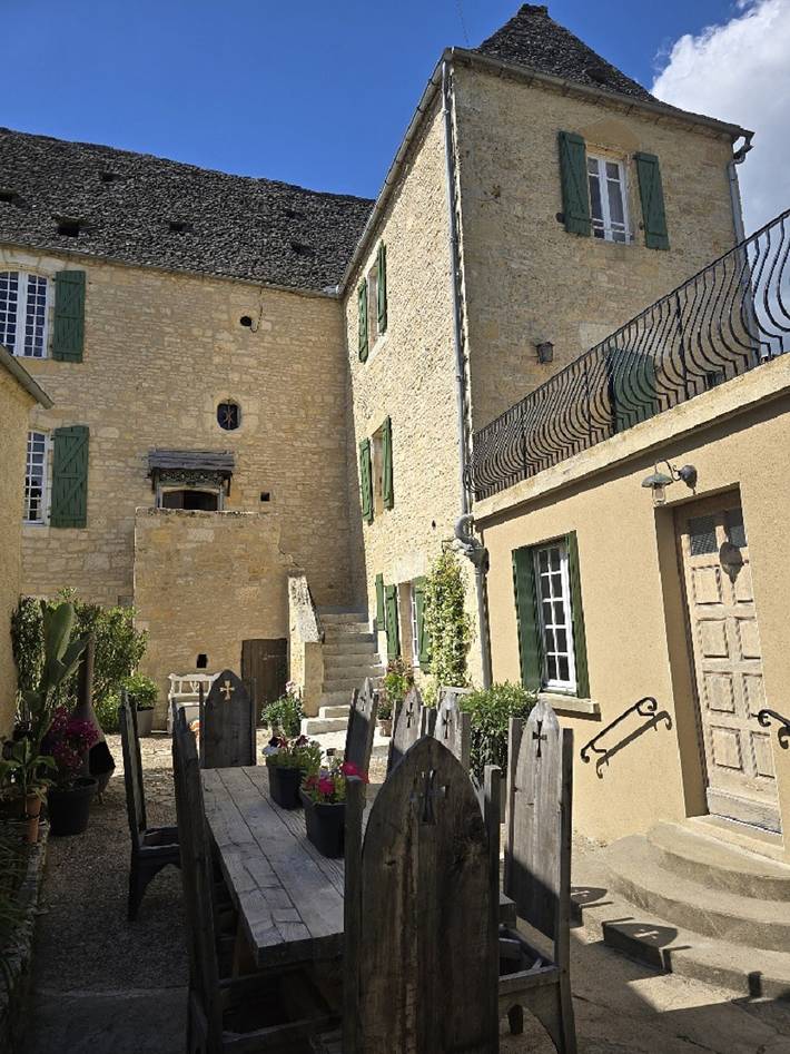 Gîte pour 2 personnes, avec piscine à Salignac-Eyvigues - 2