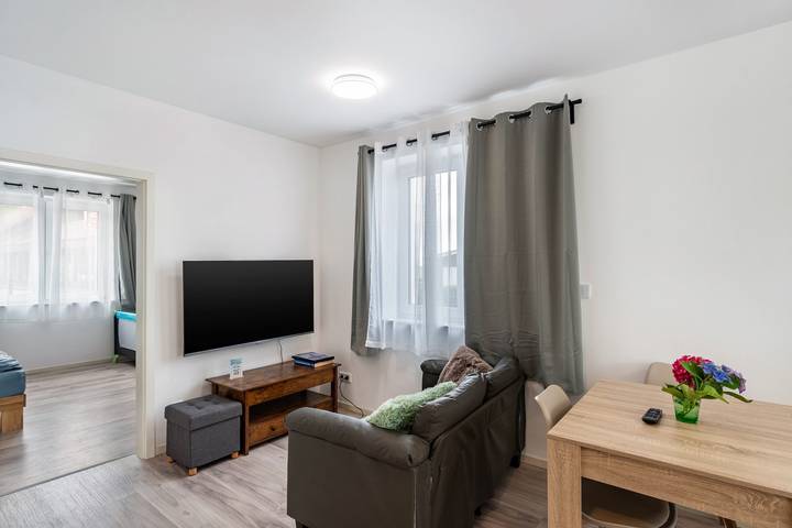 Entire apartment, Apartment 'Haus Seeluft - W1' with Shared Terrace and Wi-Fi in Stollhamm, Butjadingen