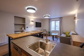 Location De Vacances pour 6 Personnes dans Lons-le-Saunier, Jura, Photo 1