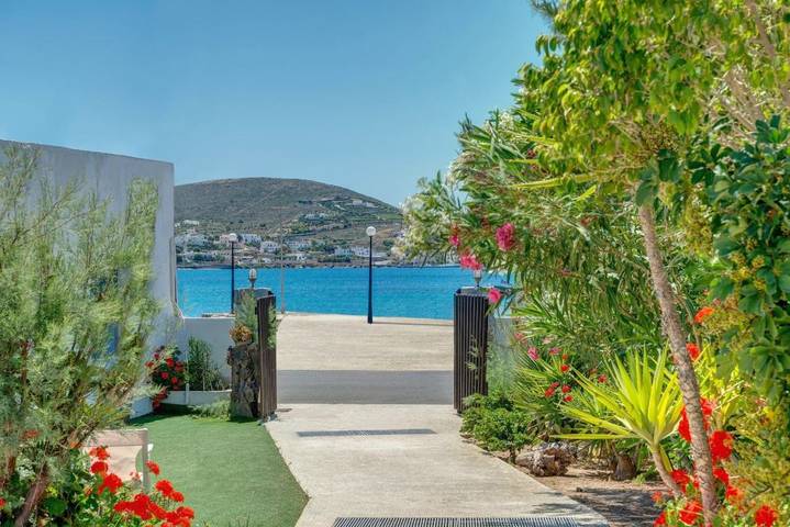 Gîte pour 3 personnes, avec vue et jardin, animaux acceptés dans Finikas