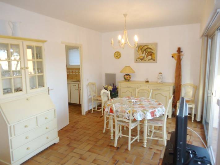 Appartement de vacances entier, Appartement 2 chambres, 100m plage et commerces in Cavalaire-sur-Mer, Parc national de Port-Cros