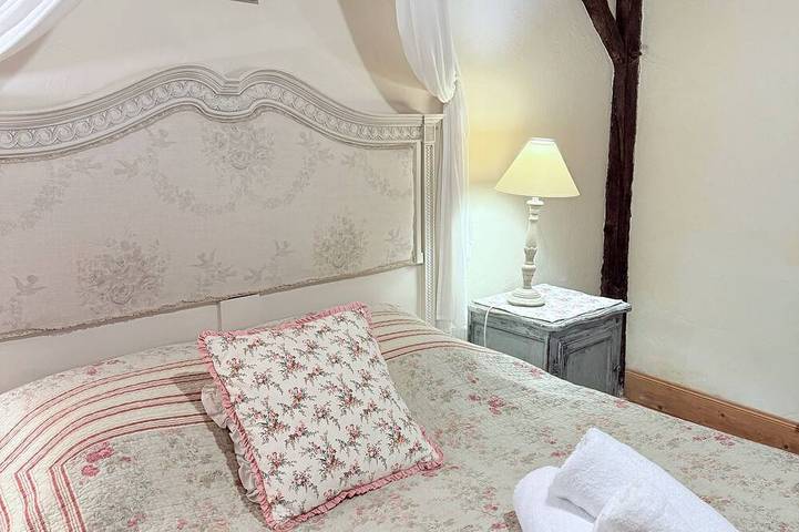 Location de vacances pour 6 personnes, avec terrasse à Issigeac - 2