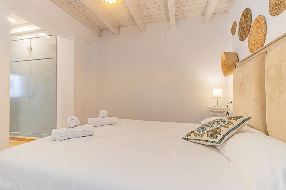 Entire apartment, Editar Intimate retreat with Andalusian essence 4 in Úbeda, Jaén Province