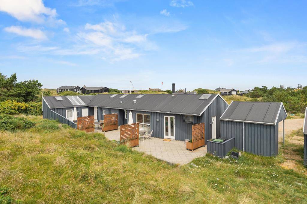 Strandnahes Ferienhaus mit Whirlpool und Sauna für 8 Personen in Grærup, Varde