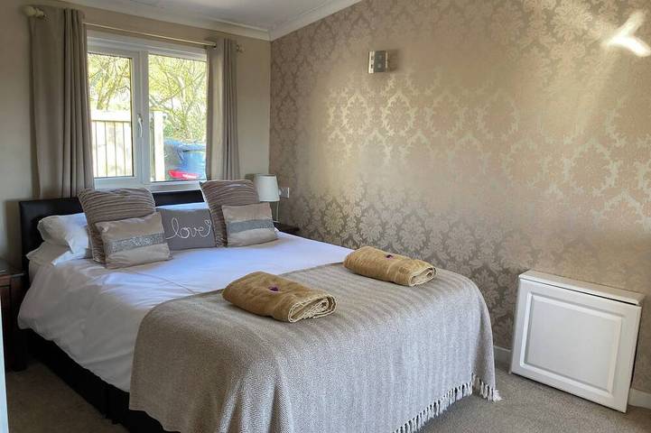 Quakerfield Lodge, with private hot tub  Fabulous views in Lancashire