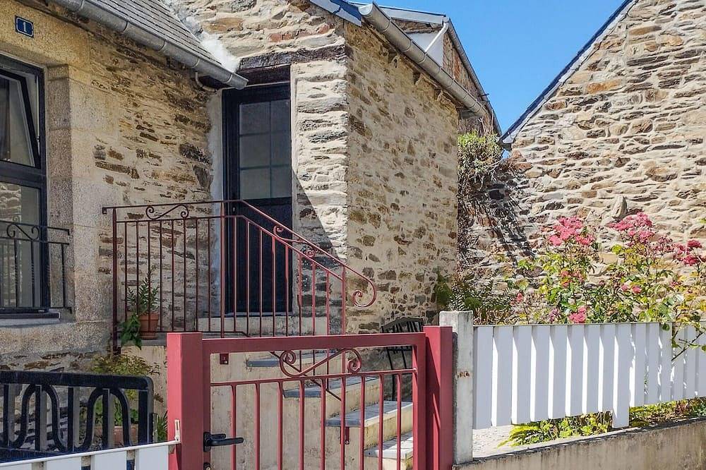 Awesome home in Lannion with Wifi in Lannion, Ceinture Dorée