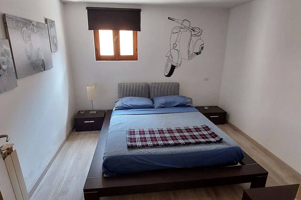 Ganze Wohnung, A Little Nest in Ivrea, Canavese