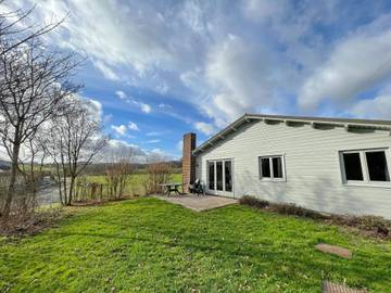 Maison de campagne pour 6 personnes, avec jardin et terrasse, animaux acceptés à Somme-Leuze