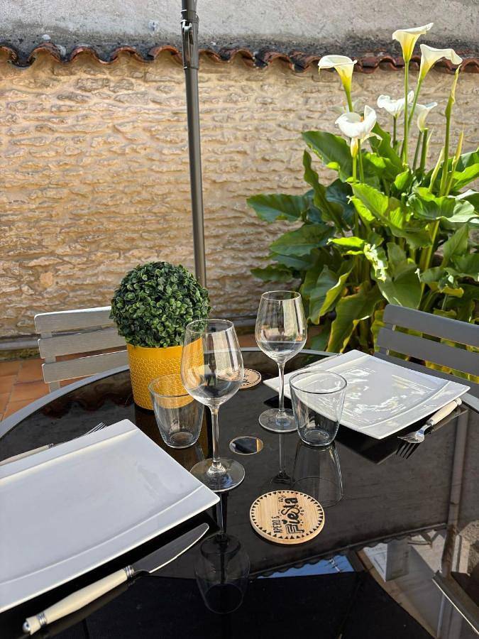 One-Bedroom House in Cognac, Charente