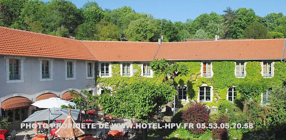 Hôtel pour 2 personnes, avec jardin et jacuzzi ainsi que terrasse et piscine