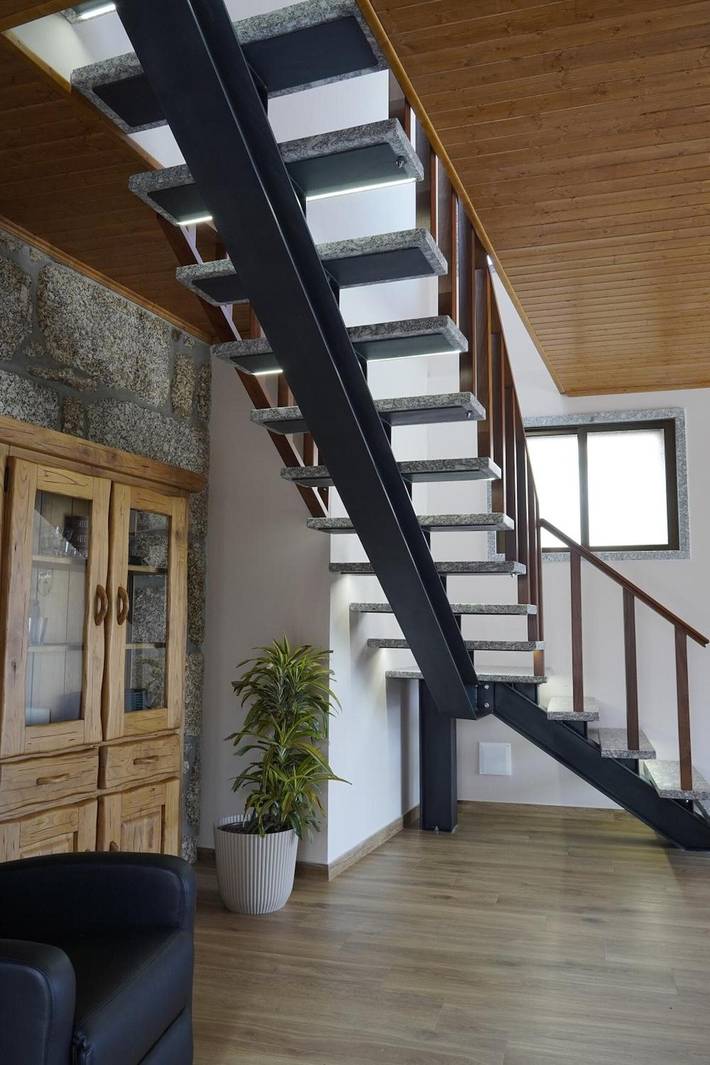 Holiday Home 'Agilde Ouro Verde' with Mountain View, Wi-Fi and Air Conditioning in Agilde, Braga District