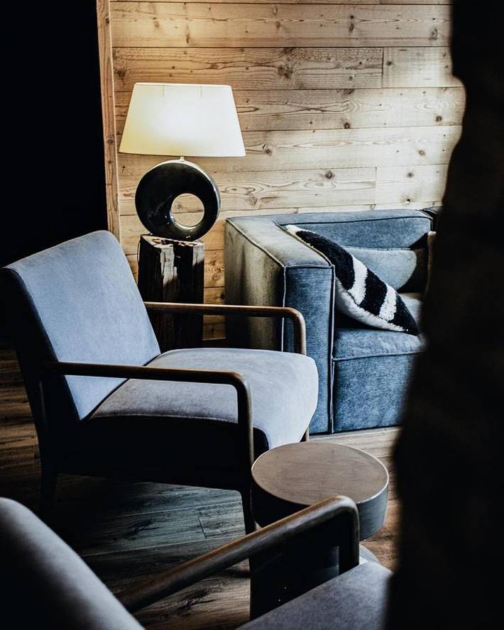 Gîte pour 15 personnes, avec jardin ainsi que piscine et jacuzzi, adapté aux familles à Guchan - 2