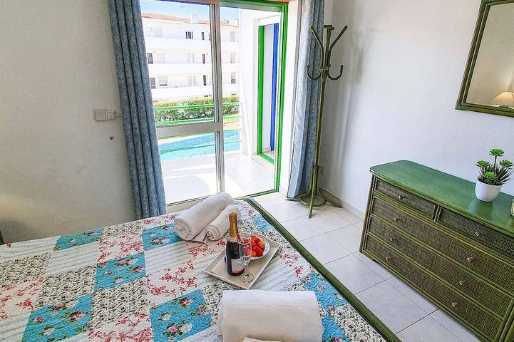 Ganze Wohnung, Große Wohnung, 6, nahe dem Stadtzentrum und dem Strand schläft in Albufeira e Olhos de Água, Faro Distrikt