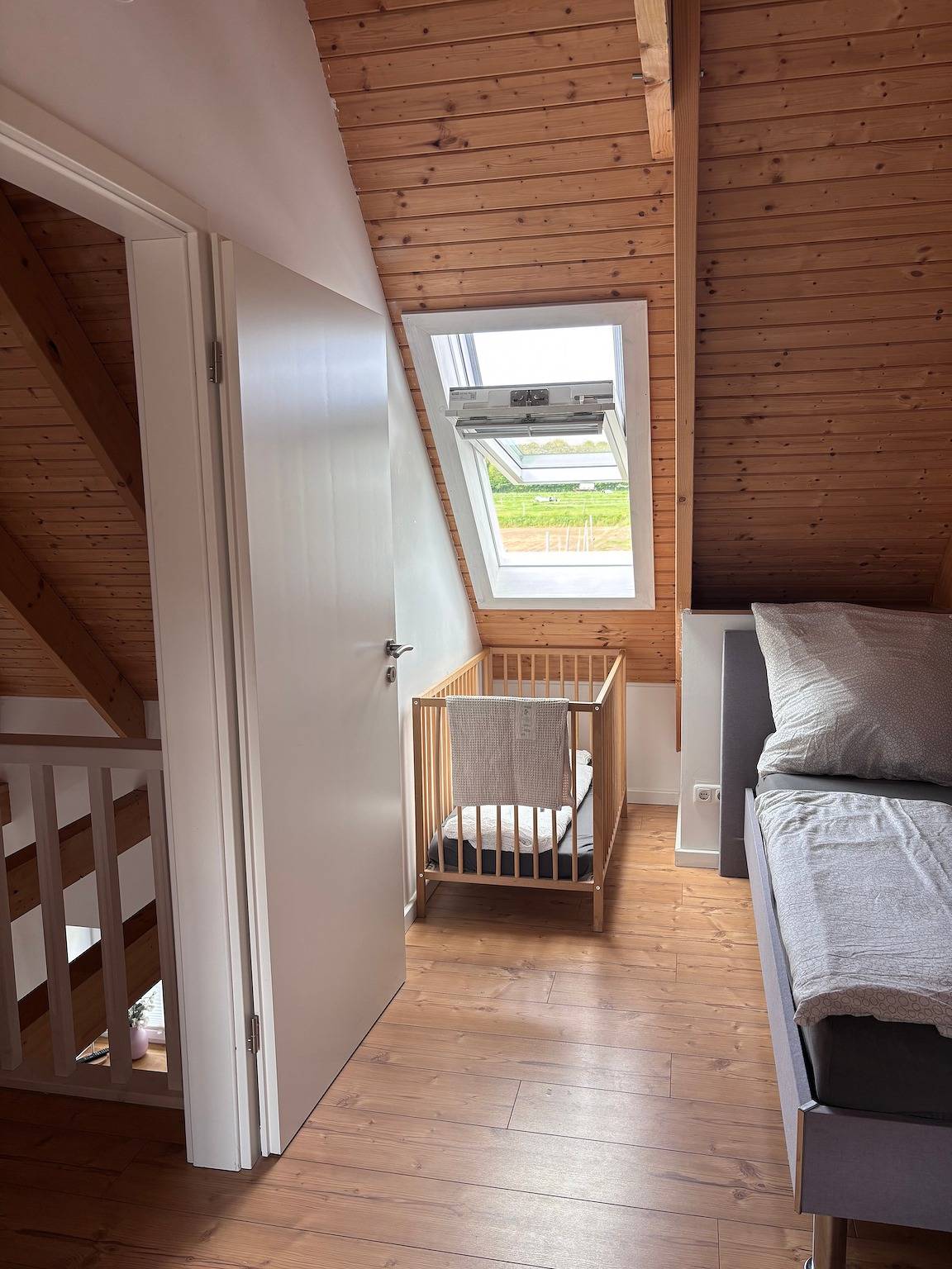 Ganze Wohnung, Ferienwohnung 'Wanderlust' mit privater Terrasse, privatem Garten und Wi-Fi in Heide, Heide und Umgebung