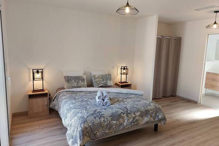 Gîte pour 6 personnes, avec terrasse et jardin à Saint-Vincent-sur-l'Isle