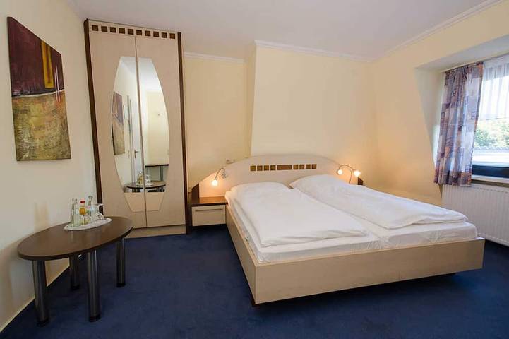 Ferienhaus für 2 Personen, mit Garten in Leer