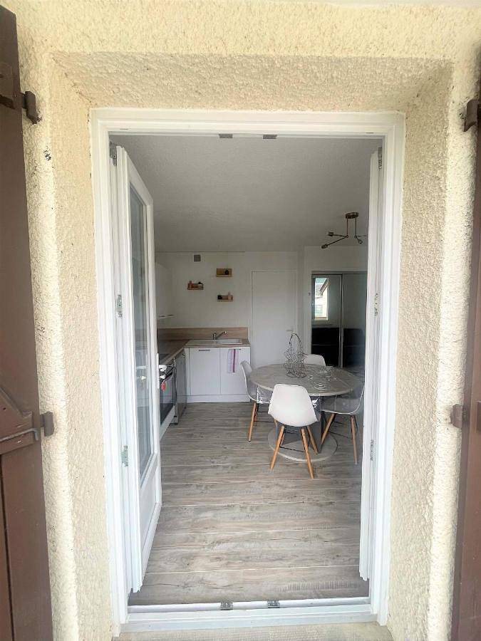 Appartement entier, One-Bedroom Apartment in Bielle (Pyrénées-Atlantiques), Béarn