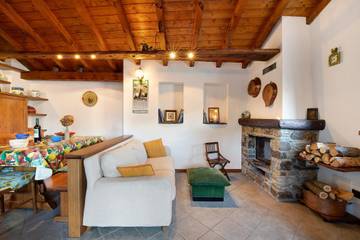Casa Vacanza per 4 Persone in Casargo, Provincia di Lecco, Foto 3