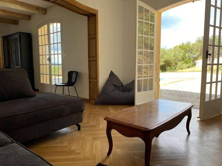 Location de vacances pour 9 personnes, avec piscine ainsi que terrasse et vue à Saint-Jean-de-Serres - 4