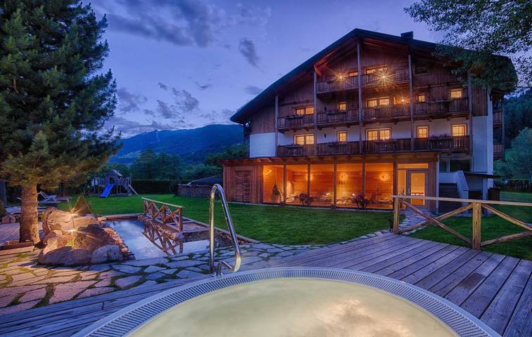 Ferienwohnung für 4 Personen, mit Garten und Sauna sowie Whirlpool - 1