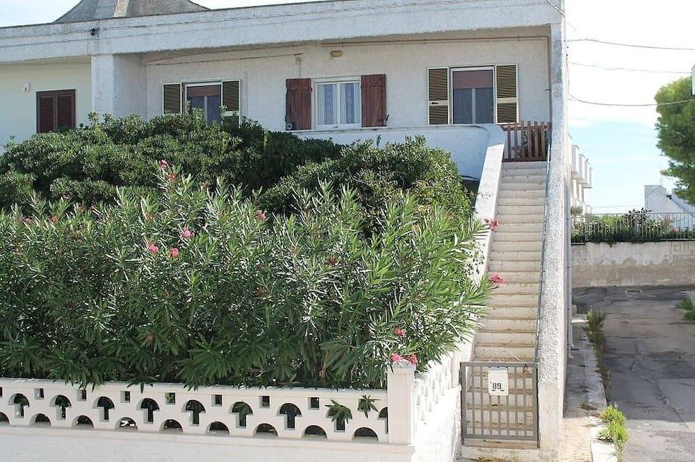 Appartamento intero, Monolocale nel cuore del centro storico di  Ostuni in Marina di Ostuni, Salento