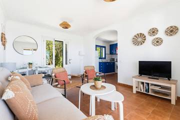 Ferienhaus in Sant Lluís, Menorcas Küste für 4 