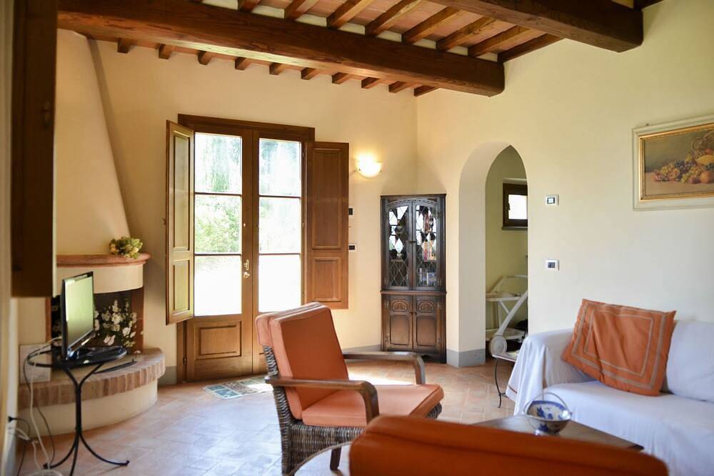 Mooi vrijstaand vakantiehuis met privé zwembad, airco, Wifi, Tv, patio, panorama, dichtbij Cortona in Cegliolo, Provincie Arezzo