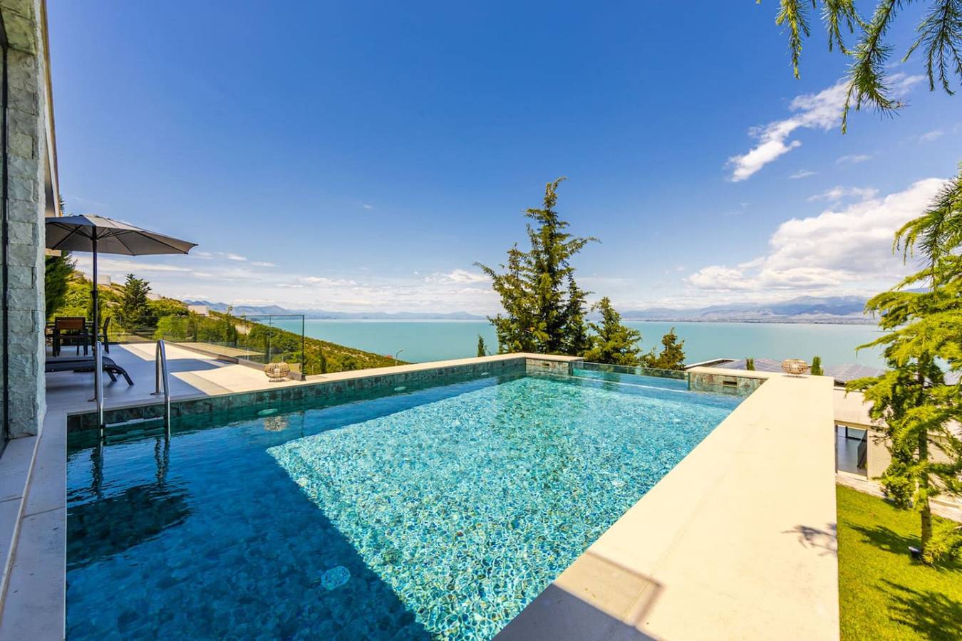 Villa für 8 Personen mit Balkon in Shkodër