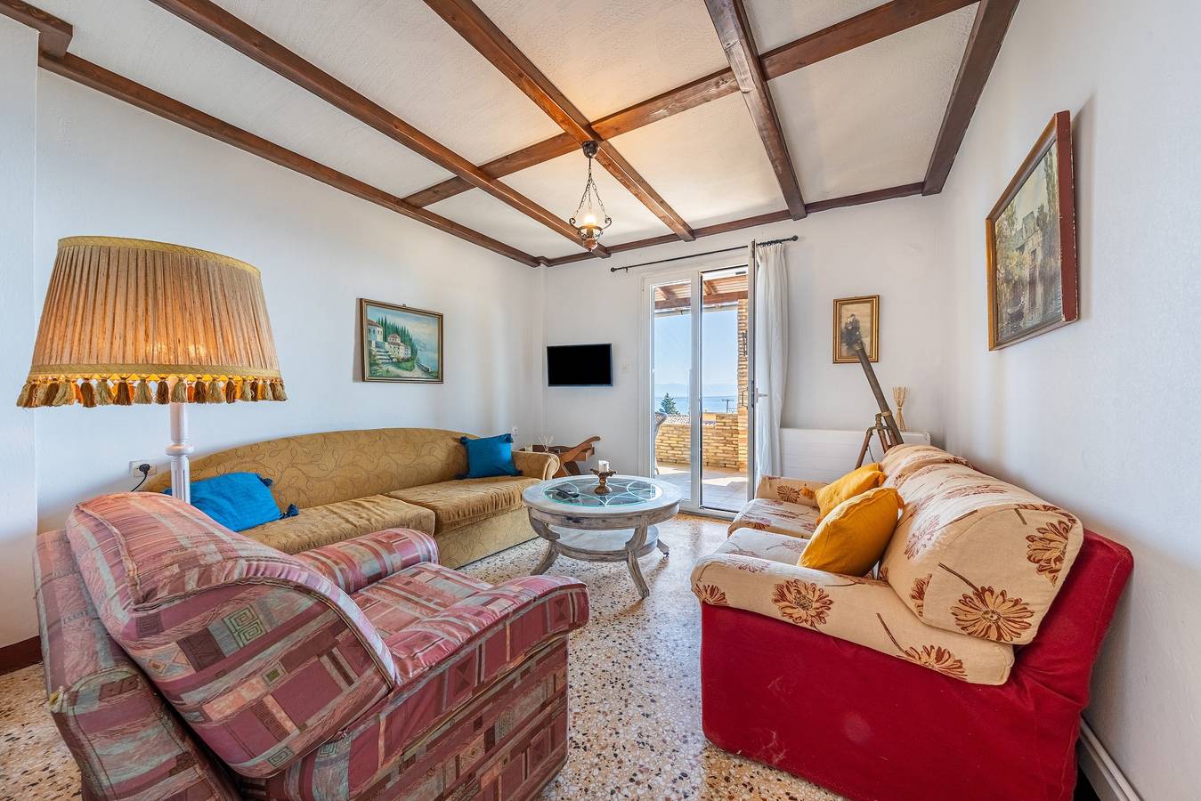 Ganze Wohnung, Apartment 'Marianthi-kaizer Bridge' mit Balkon, Wlan und Klimaanlage in Perama, Korfu