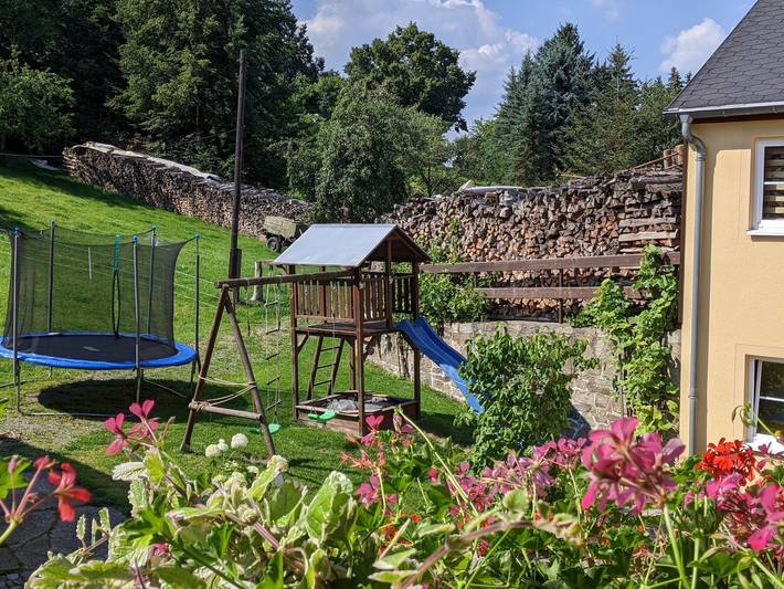 Ganze Ferienwohnung, Ferienwohnung Aus-Zeit auf dem Lande - Ferienwohnung, 2 Schlafräume in Bad Gottleuba-Berggießhübel, Elbsandsteingebirge