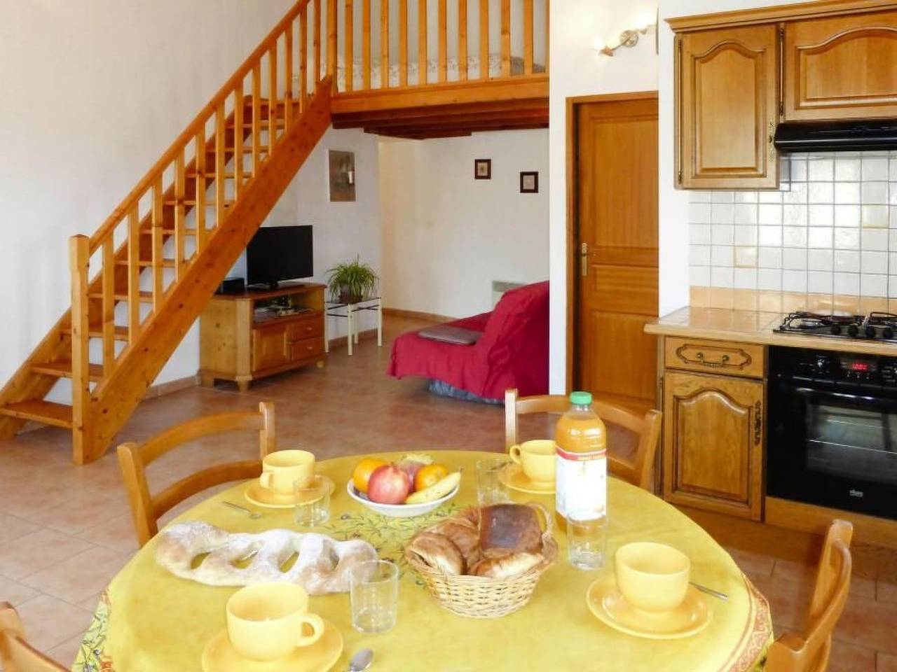 Apartamento entero, Morard - Bonnieux Appt 2. Etage in Bonnieux, Parque natural regional del Luberon