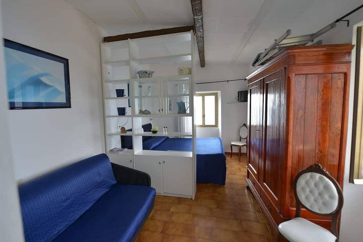 Entire apartment, In Riomaggiore Cinque Terre with breathtaking sea view in Riomaggiore, Riomaggiore Municipality