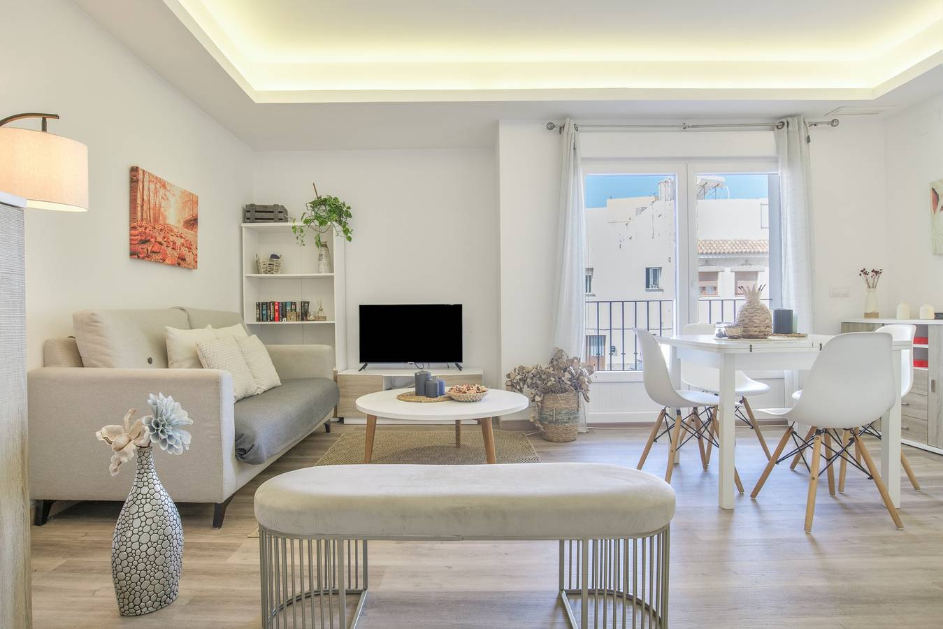 Apartamento entero, Apartamento 'Ventura Mq' con psicina compartida, Wi-Fi y aire acondicionado in Playa de Los Lances, Tarifa