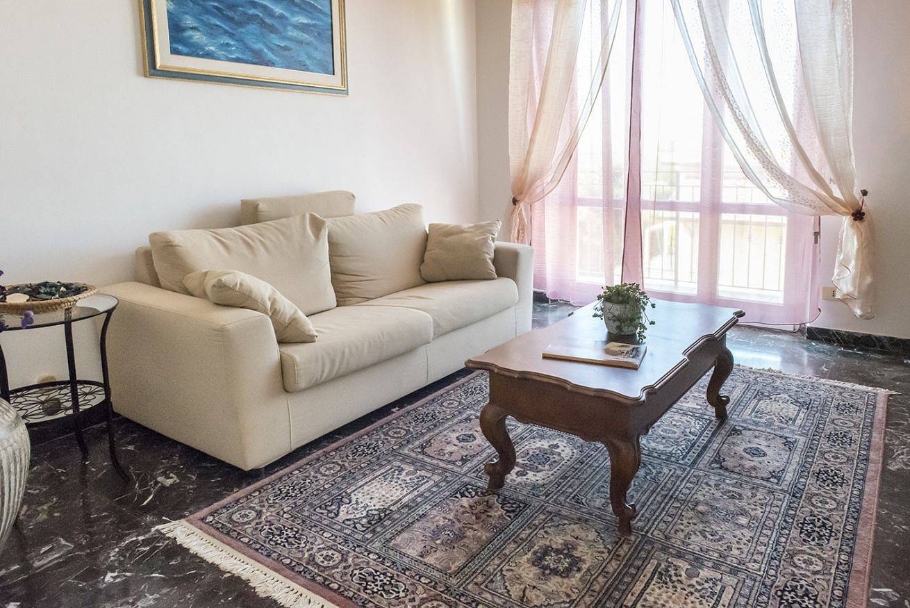 Entire apartment, S069 - Sirolo, four-room apartment in the center with terrace and garage in Sirolo, Riviera del Conero