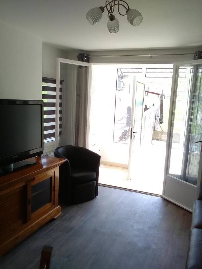 Location de vacances pour 4 personnes, avec vue ainsi que jardin et piscine dans Sousceyrac-en-Quercy - 2