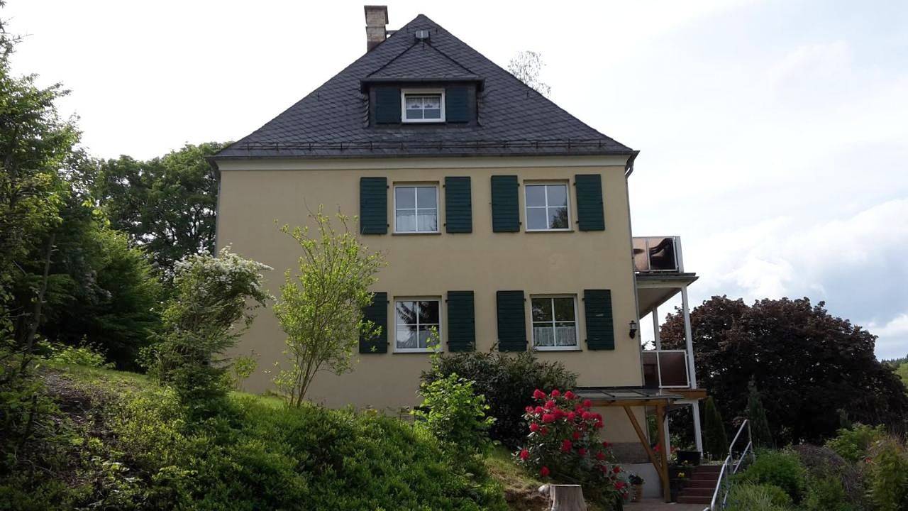 Ganze Wohnung, Villa Goldbrunnen Ferienwohnung 3 in Bad Elster, Chemnitz und Umgebung