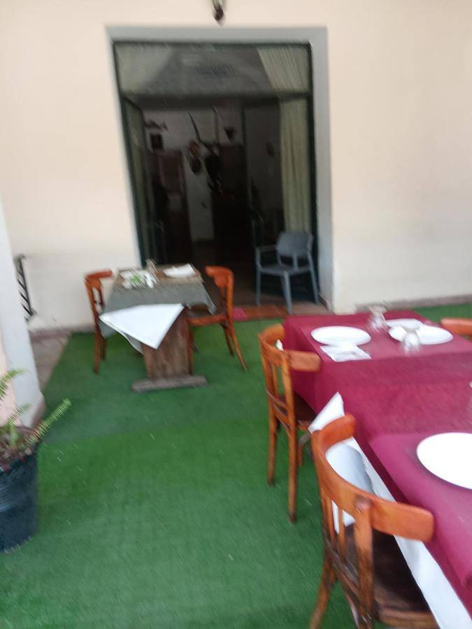 Hôtel pour 20 personnes, avec terrasse