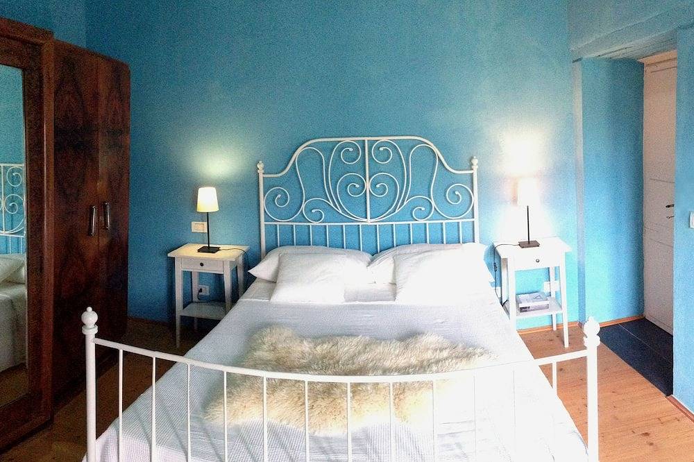 Antica Casa Manca, das blaue Haus in Masainas, Sulcis Iglesiente